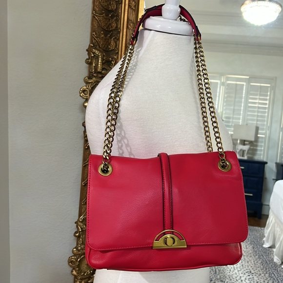 Antonio Melani Leather Red Shoulder Bag with Fab Gold Chain Strap & Detail NWOT - Picture 2 of 13